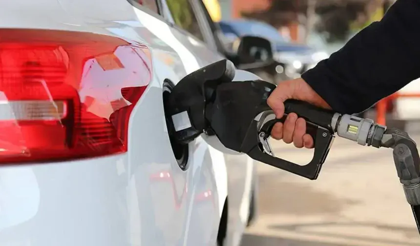 Akaryakıtta yeni hafta tarifesi belli oldu! İşte benzin ve motorin fiyatlarında son durum
