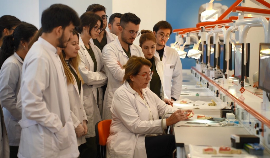 Bölgenin sağlık çınarı ilk 25'in dışında kaldı! İnönü Tıp'ın son karnesi şaşırttı