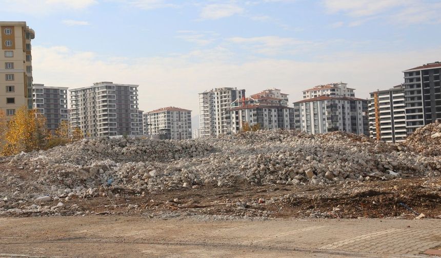 Bostanbaşı neden yıkıldı, Tecde nasıl ayakta kaldı? Malatya depreminden acı reçete!