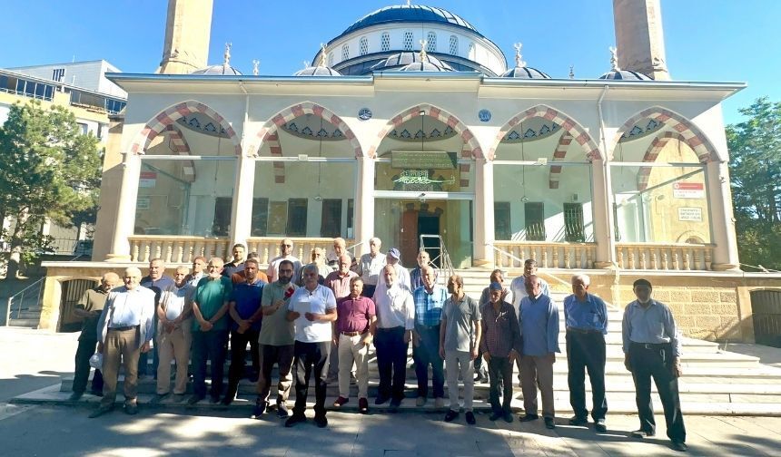 Malatya Turgut Özal Camii'nde şoke eden olay: Müezzinin burnu kırıldı