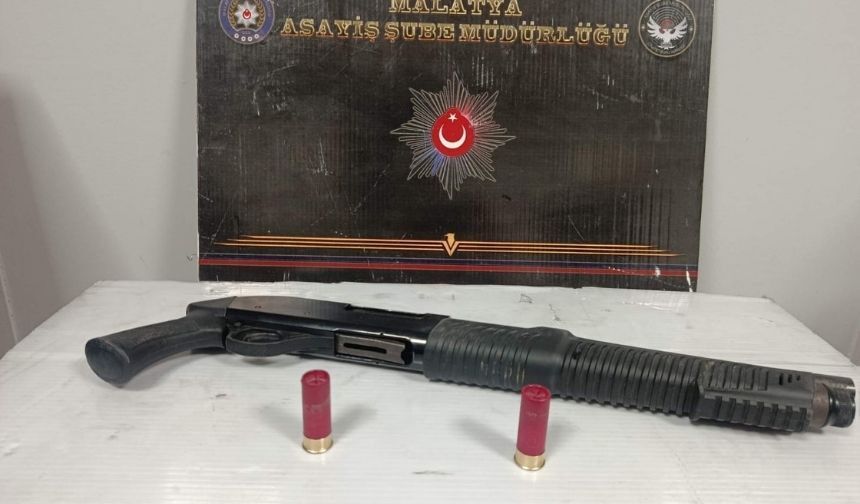 Malatya’da AVM otoparkında dehşet anlar yaşandı! Pompalı tüfekli saldırgan yakalandı mı?