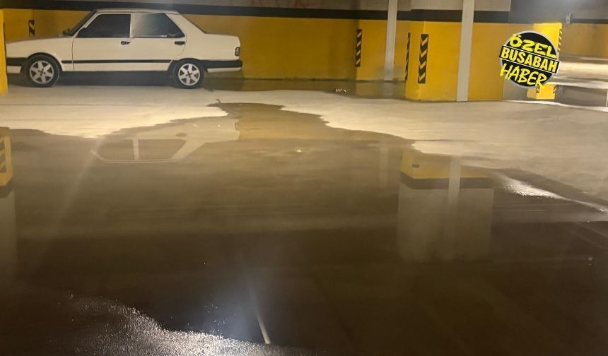 Malatya’nın yeni çarşısında ilk çatlak: Otoparka giren sürücüler şoke oldu