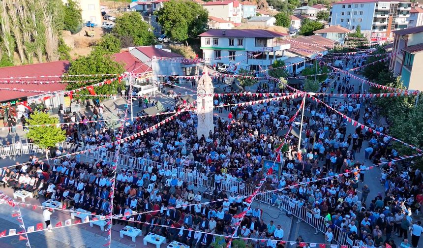 Kuluncak Kültür Festivali'nde büyük coşku: Siyasilerden birlik, beraberlik ve yatırım mesajları
