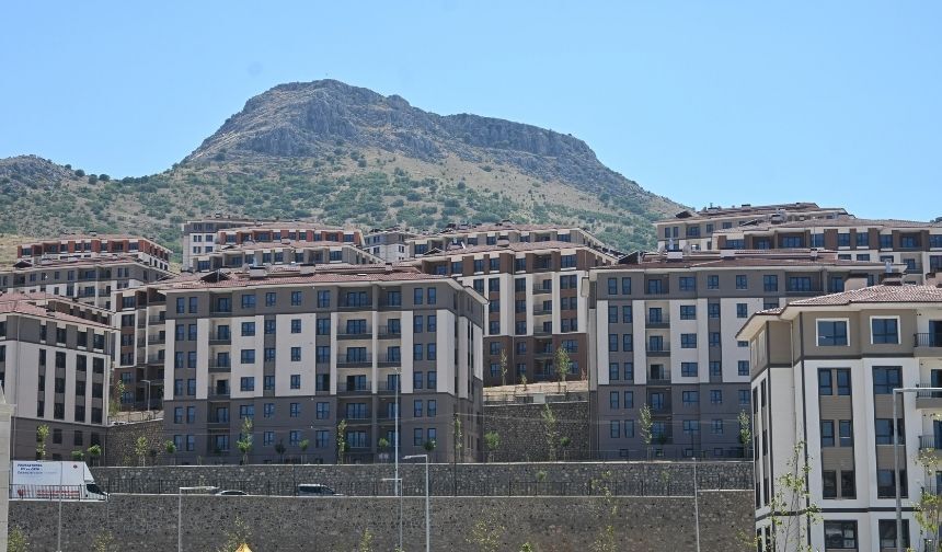 Malatya kiralık ev emlakçı komisyonu yasal sınırı ne kadar? Yük yine kiracının omuzunda