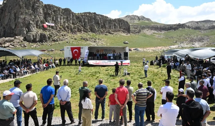 Malatya yaylalarında tarihi buluşma! İki devasa aşiret bir araya geldi