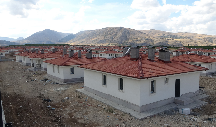 Malatya’da kırsal konutlar yarın teslim ediliyor! Vali Seddar Yavuz 3 ilçeyi açıkladı