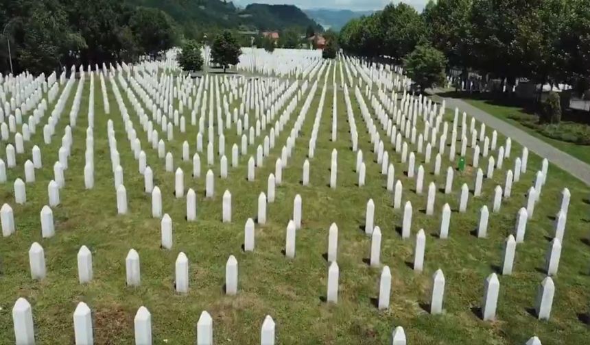 Srebrenitsa soykırımı: 11 Temmuz 1995'te yaşanan vahşetin anatomisi