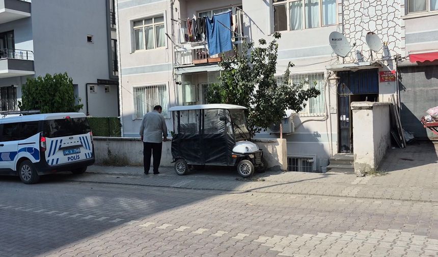 Malatya Yeşilyurt’ta bıçaklı dehşet: Özalper'de 24 yaşındaki genç ağır yaralandı!
